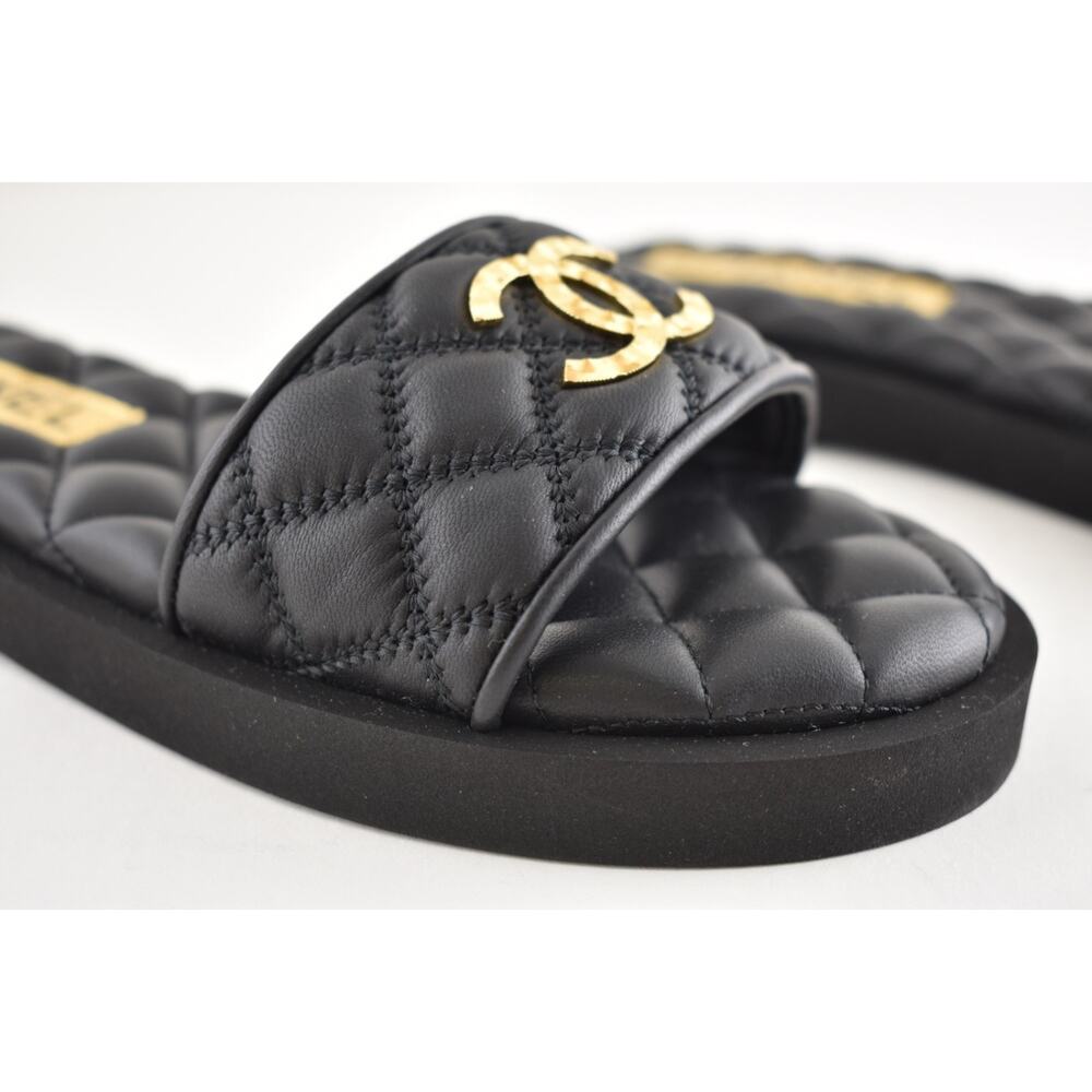 Chanel REV Black Quilted Leather Gold Logo Mule Slide Sandal Flip Flop Flat 35 - Picture 6 of 16